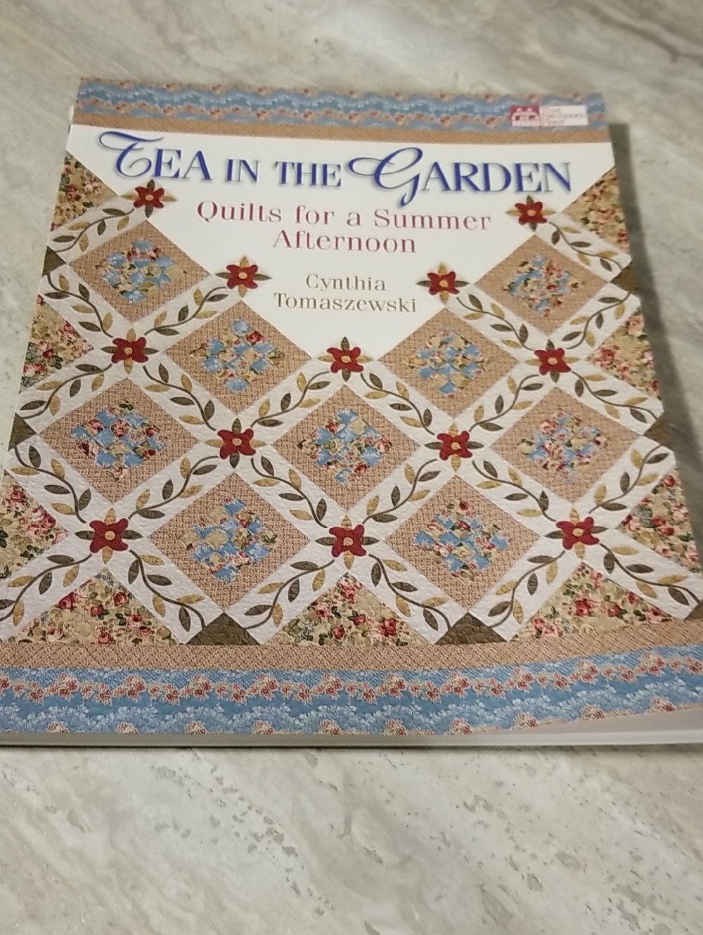 Tea in the Garden Quilt Pattern Book
